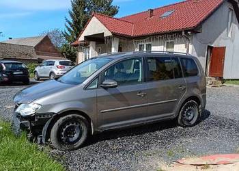 Volkswagen Touran 2.0 TDI 170 km DSG. 2010r
