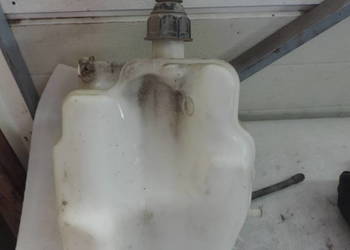 ZBIORNICZEK SPRYSKIWACZA PEUGEOT 406 FL