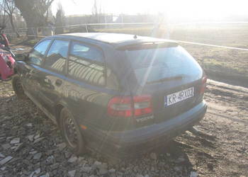 Klapa tylna tył pokrywa bagażnika szyba Volvo V40 Zielona 326-22