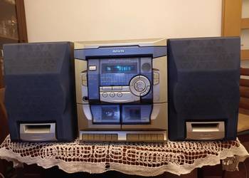 Aiwa NSX-2100 plus głośniki stereo 88-108 FM 40 zł