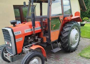 Massey Ferguson 255
