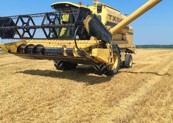 New Holland TX 64 z sieczkarnią