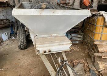 Rozsiewacz Wapna Soli Nawozów