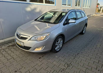 Opel Astra 1.7 diesel klimatyzacja ważne opłaty J (2009-2019)