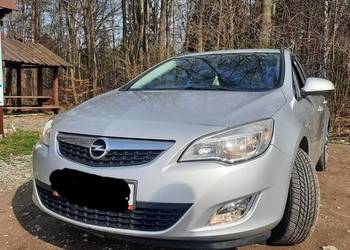 Piekny Opel Astra 1.4 turbo LPG
