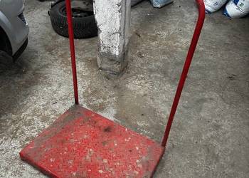 Podest i drabinka do przyczepy