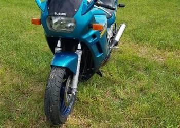 SUZUKI GSX 600 F