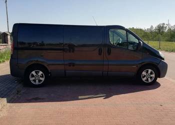 Opel Vivaro 2.5 CDTI Czarny Dlugi