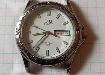 STARY ZEGAREK MARKI Q&Q QUARTZ KOLOR SREBRNY