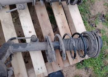 Amortyzatory przednie peugeot 206