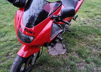 Suzuki RF 600R