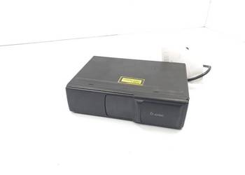 ZMIENIARKA CD AUDI A8 D2 6 CD ZMIENIARKA CD AUDI A8 D2 6 CD