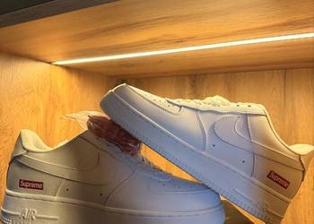 Nike Air Force 1 Supreme Białe – Rozmiar 42