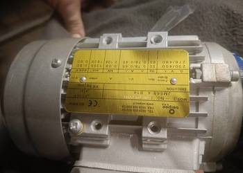 Motoreduktor silnik kilka sztuk