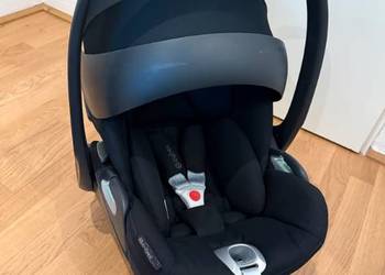Fotelik samochodowy Cybex z bazą – czarny, gondola dla niemowlaka