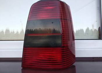 VW Golf MK3 III kombi Variant lampa tył tylna prawa wkład oprawka Hella