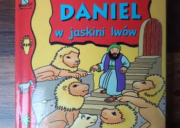 Kufereczek opowieści biblijnych Daniel w jaskini lwa