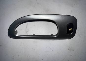 OSŁONA KLAMKI DRZWI PRAWY  TYŁ PEUGEOT 307