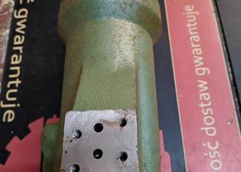 Pokrywa sprzęgła przedni napęd C385