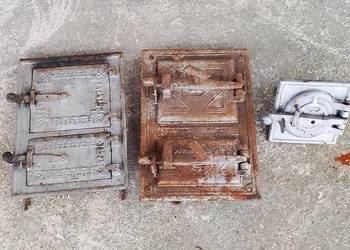 Drzwiczki do pieca kuchni.