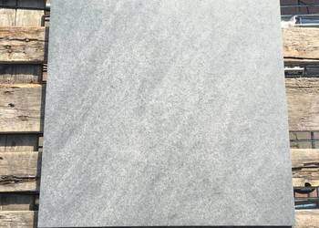 Gres 2 cm quarcity grafito 60x60 mat firmy ALCALAGRES rektyfikowany