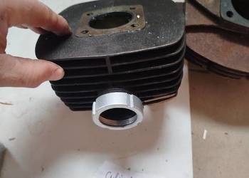 Cylinder żeliwny WSK z tłokiem