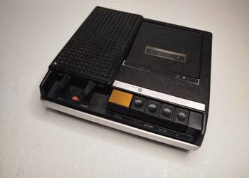 Zabytkowy magnetofon UNITRA B 303 na części