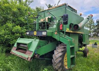 Kombajn zbożowy John Deere 955