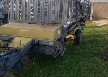 Przyczepa samozbierająca