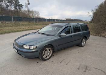 Volvo V70 2001 2.4T +LPG 200KM