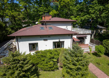 Willa i dom w podwarszawskim Milanówku