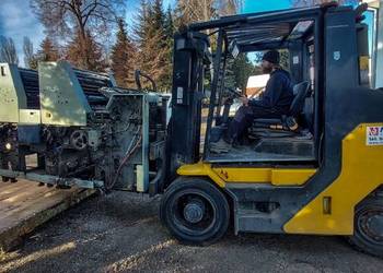 Wózki widłowe Kraków Wywożenie złomowanie maszyn Relokacje Przewożenie