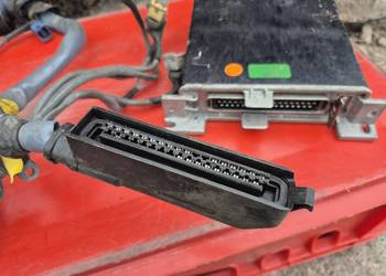 Bosch 0280001108 BMW E24, E28 sterownik silnika + wiązka