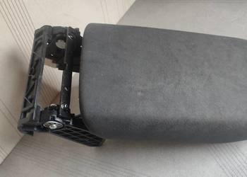 PODLOKIETNIK WELUR AUDI 85E864283D