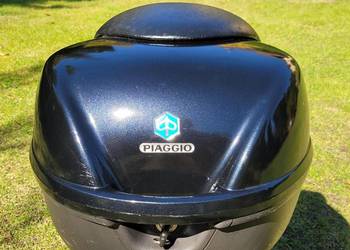 KUFER PIAGGIO BEVERLY wraz z oparciem dla pasazera