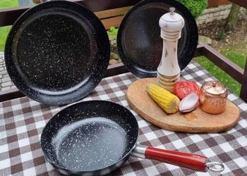 Tanie patelnie stalowe z drewnianą rączką