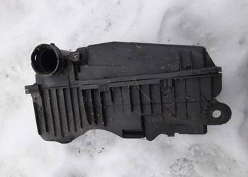 Citroen Xsara Picasso 1,6 16V  obudowa filtra powietrza