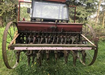 Siewnik 15 lejowy do ciągnika Siewnik 15 lejowy do ciągnika