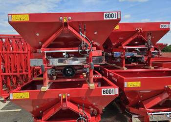 nowy ROZSIEWacz nawozu 2 lub 1 talerzowy gwarancja jakości DOWÓZ