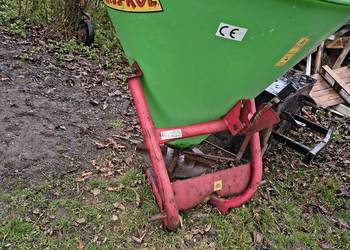 Rozsiewacz nawozów 500-1000l