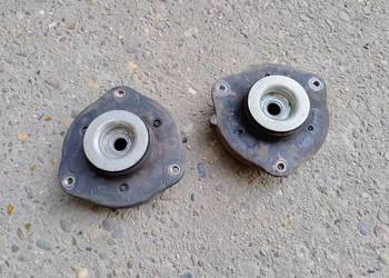 VW Passat B6 Golf V Mocowanie poduszka amortyzatora przód 1K0412331C