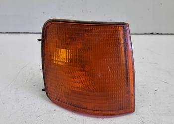 Vw Passat B3 PRAWY PRZEDNI KIERUNKOWSKAZ przód PASAŻERA Hella