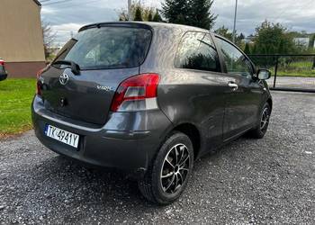 Toyota Yaris II 1.3 1.4 73 KM | 2011 | 186 051 km | Klimatyzacja