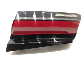 LAMPA TYŁ PRAWA WEWNĘTRZNA BMW G30 5A38AF4 Sedan/Limuzyna ŚWIATŁO