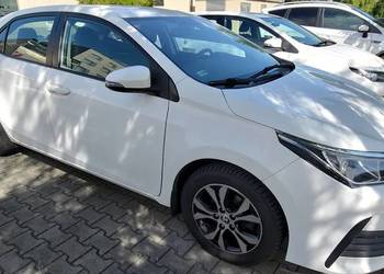 Toyota Corolla 1,6 2018 przebieg 270400