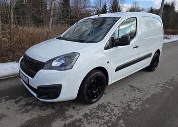 Peugeot Partner 1.6hdi vat1 17" Klima Nowe opony caddy doblo berlingo