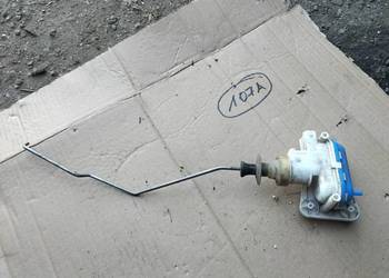 POMPKA ZAMKA  AUDI 80 B4  KOMBI POMPKA ZAMKA  AUDI 80 B4  KOMBI