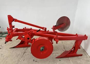 Pług do ciągnika 3 skibowy