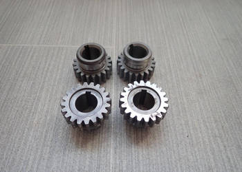 1 Szt. Tryb z Tulejką Wału Korbowego Kawasaki KX 125 94 - 02r
