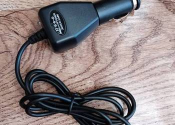 Ładowarka samochodowa gruby jack